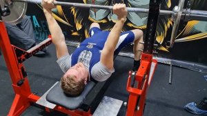 Русский жим 55 кг на 555. Попробуй повтори!!!!