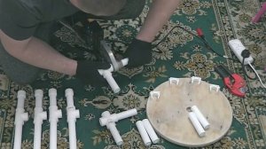 Табурет из пластиковой трубы своими руками за 300 рублей.