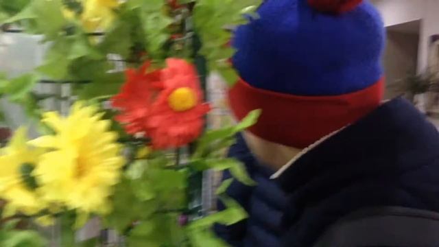 #Короче говоря, 8 марта ?? смотреть онлайн