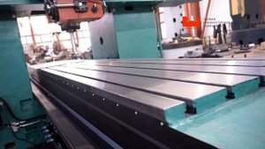 Продольно-фрезерный станок 6М610Ф11 с системой ЧПУ Fanuc