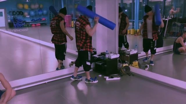 С неба падала новая полоса ? смотреть онлайн