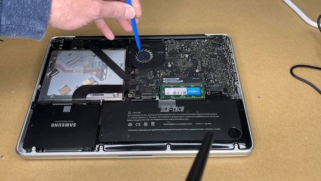 Infinite Products Bottom Base Rubber Feet Foot Pad for (MacBook Pro 2008-2011) смотреть онлайн