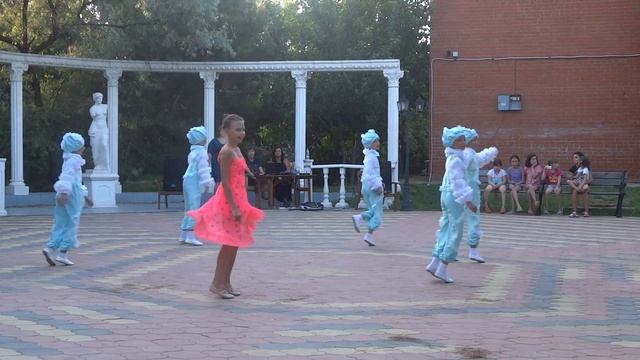 Танец Зурбаган - Пашенцева Александра - Joy Dance Club 2014