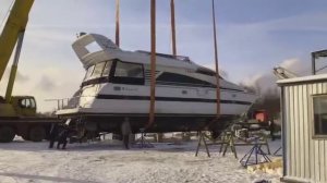 Подъем яхт и катеров на зимнюю стоянку