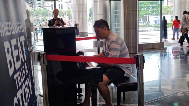 Let It Go - KLCC Public Piano @MPOStagePlus смотреть онлайн