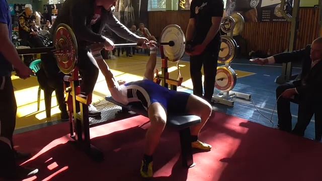 192 Корниенко Олег. Жим лежа 80 кг. Кубок Украины 2015 (UPC) смотреть онлайн