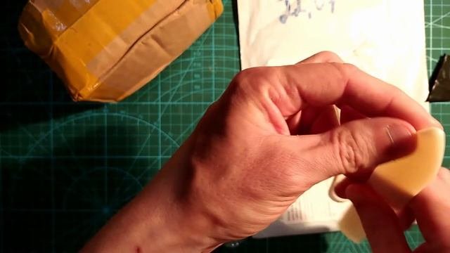 Дозаторы клея, гладилки по коже, бумага тишью, щипчики, торцеватели углов | Распаковка AliExpress