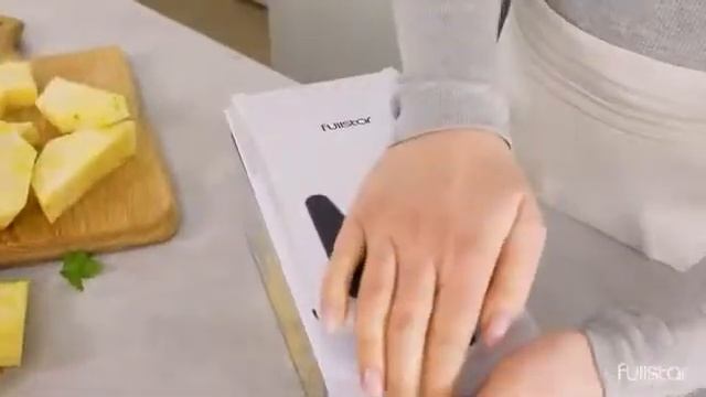 smart Appliances,Gadgets For Every Home/Versatile Utensils(Inventions&Ideas)/MakeupKitchen