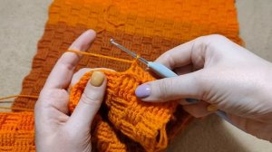 Как вязать рельефные столбики с накидом? Простой мастер-класс по вязанию крючком шарфа