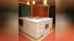 75 Linoleum Floor Kitchen With Beige Cabinets Design Ideas You'll Love ?