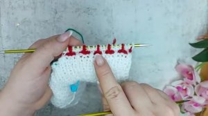 Новогодние носочки на двух спицах. Носки спицами.  Подробный мастер класс.