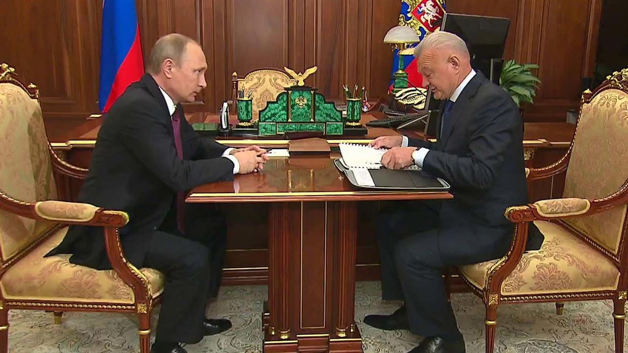 Владимир Путин встретился с губернатором Рязанской области Олегом Ковалевым