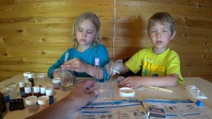 Открываем большой набор химических опытов для детей....