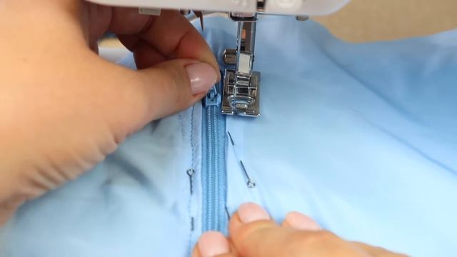DIY: Сумка ИЗ СТАРЫХ ДЖИНСОВ. Вторая жизнь старых вещей. Как сшить круглую сумку своими руками?