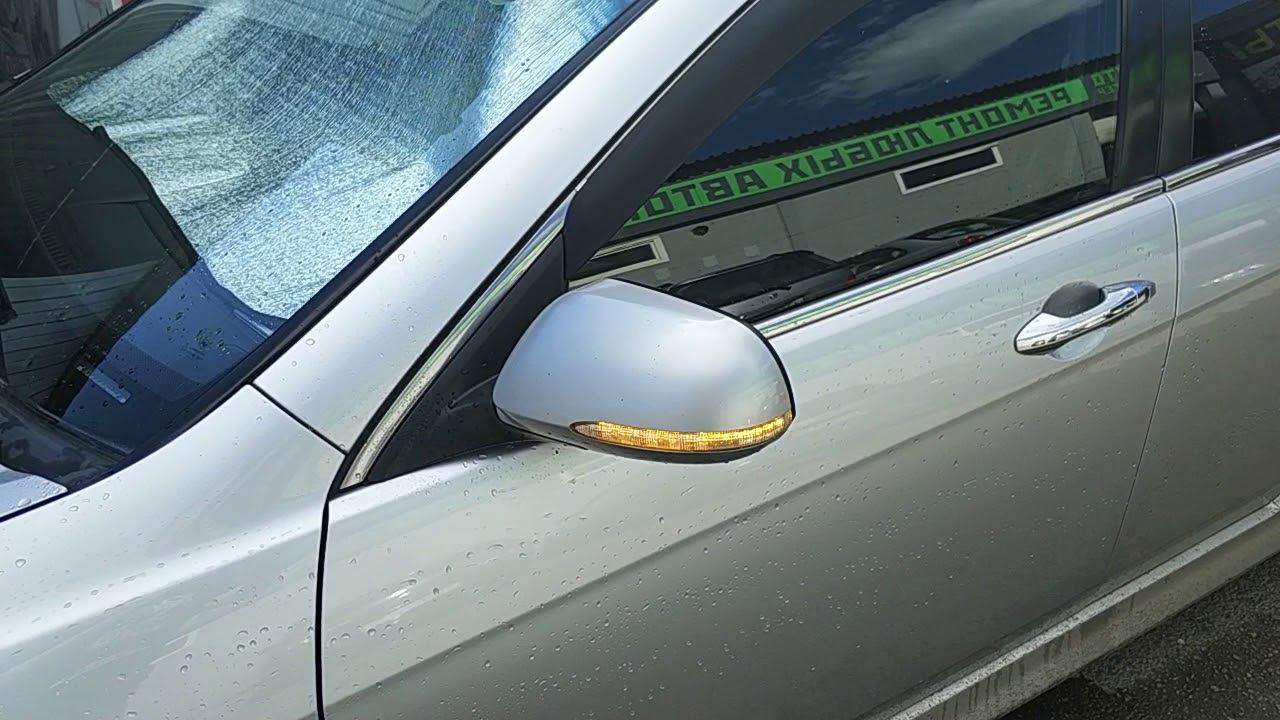 Бегущий поворотник Honda Accord CL9 смотреть онлайн