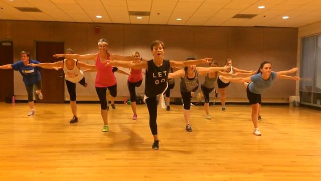 "SANTA MARIA" Gotan Project - Argentine Tango Dance Fitness Workout Valeo Club смотреть онлайн