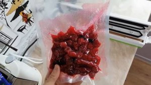 ?Бытовой вакуумный упаковыватель слишком силён для малины?