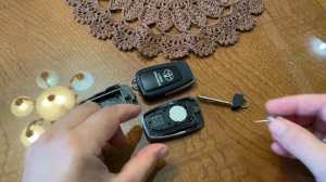 Как разобрать ключ Тойота(Toyota)  заменить батарейку