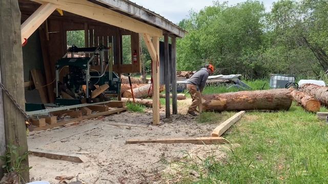 How to move heavy logs by hand смотреть онлайн