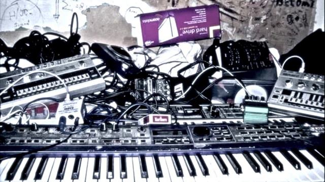 The Flashbulb - Six Months Without Light смотреть онлайн