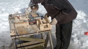 кормушка для птиц своими руками из дерева! (Синицы)