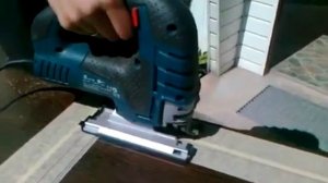 Электролобзик Bosch GST 150 BCE