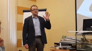 Чем светодиодные аквариумные лампы лучше люминесцентных?