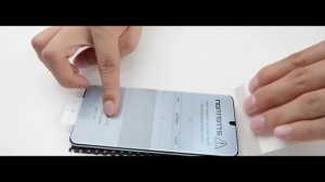 Как наклеить защитную пленку на экран телефона Самсунг Samsung Galaxy