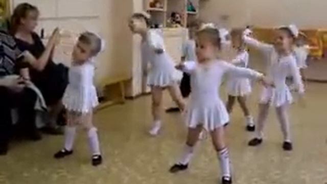 Это садик колбасы)) Хард басс (Hard Bass) смотреть онлайн