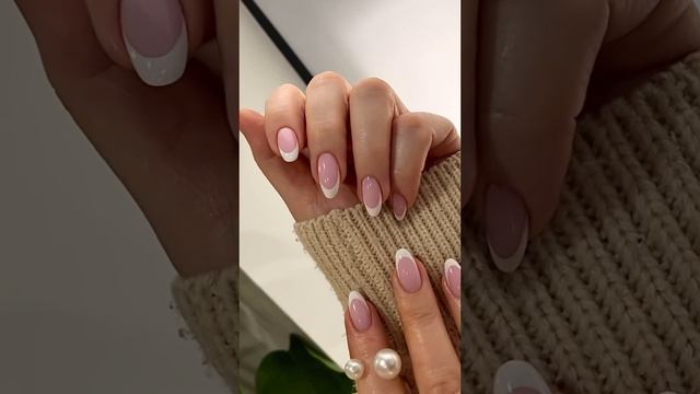 Рисованный френч на материалах от Beautix