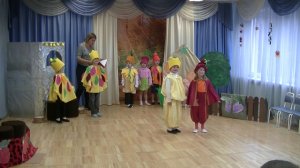 Спектакль "Приключения Чиполлино", показывают дети группы №5 "Ромашка" ОДШО №796