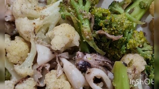 Тёплый салат из Брокколи и Кальмаров
