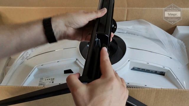 Samsung Odyssey G9 49" - Ecran Gamer incurvé 1000R - 240Hz - 100% Immersion - Unboxing смотреть онлайн