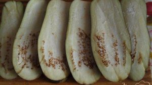 Рулетики из баклажанов с брынзой и грецкими орехами