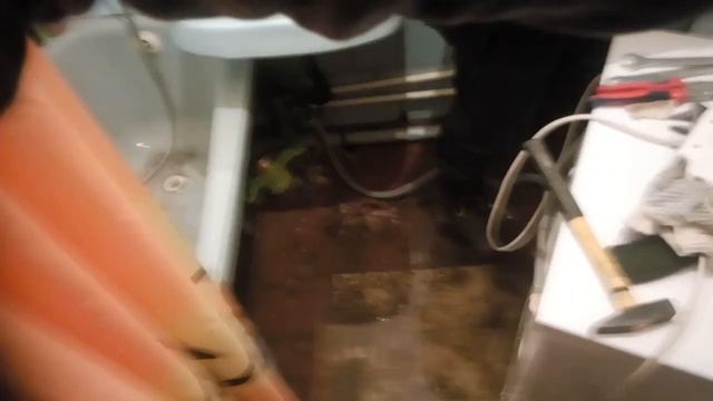 МОСКОВСКАЯ 136. Засор канализации пробили смотреть онлайн