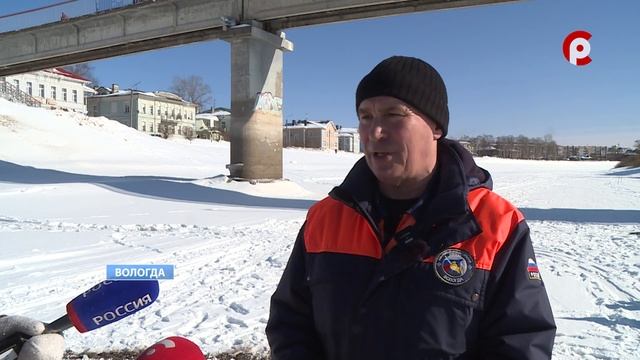 К чернению и резке льда приступили в Вологде смотреть онлайн