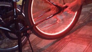 велотюнинг - подсветка обода колеса (пробный запуск с токоприемником)