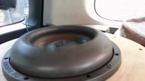 Сабвуфер dl audio phoenix Black bass 10d max excursions маленький насосик