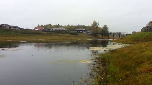 Ловим щуку на рыбалке, хороший улов 4 щуки на 3 кило в сумме смотреть онлайн