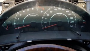 CAMRY ACV40 Установил щиток прибор от европейца.