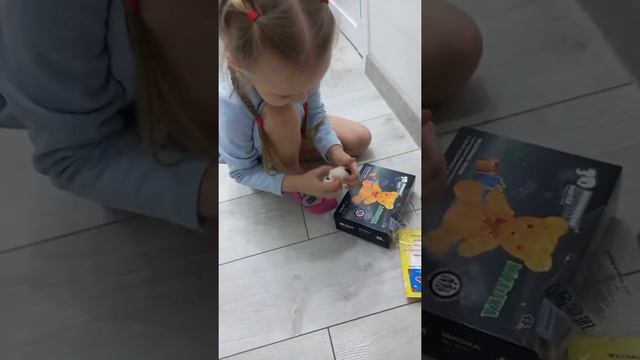 Подарки от крестных ! У Миланы день рождения продолжается уже 3ю неделю ! VLOG