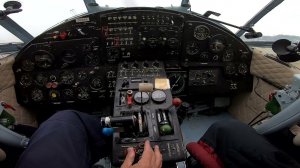 Ан-2 в дыму от пожаров. Взлет и полет.