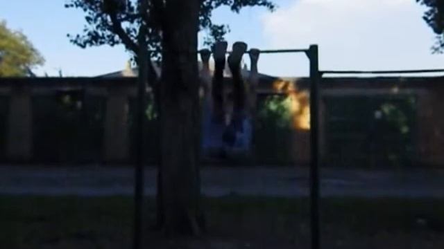 МОЙ 1й разряд по Street Workout(без пауз).avi смотреть онлайн