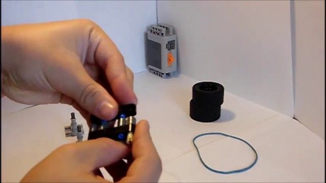 Простая Двухрычажная Независимая Подвеска из Lego Technic.