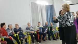 240218 Танцы песня Не возвращайся снова ко мне под гармон орловцы орловчане поют танцуют парк г Орёл