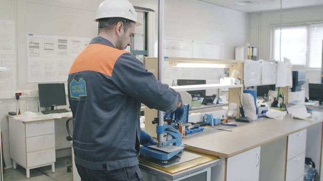 Тестирование покрытий тонколистовой стали компании «Металл Профиль»