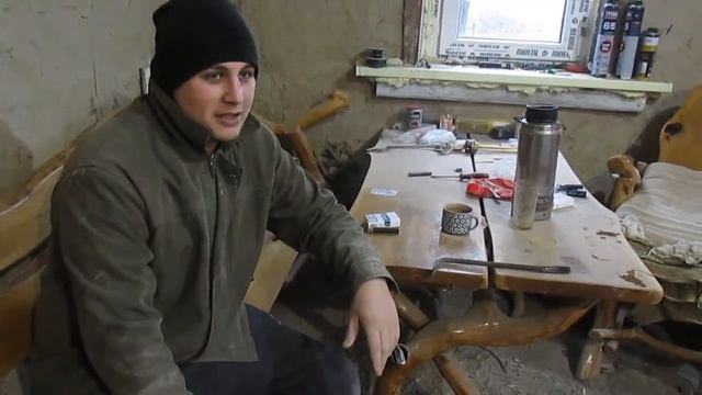 Освобождаем  по "Старинушке"  место для фундамента под кирпичную дровяную печь!
