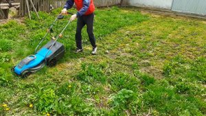 Газонокосилка электрическая Gardena PowerMax 1100/32. Ящик для инструмента Systec.
