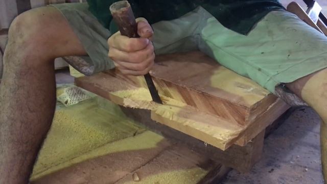 How To Build A King Size Bed With Extremely Wonderful Carved Wood Details // Woodworking Project! смотреть онлайн