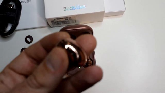 Samsung Galaxy Live Buds Unboxing & First Look! смотреть онлайн